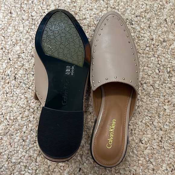 Like new calvin klein mules - Picture 3 of 3